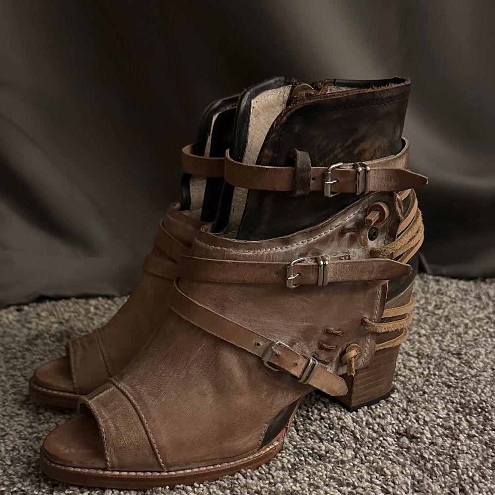 Freebird by Steven Tan Heeled Boots